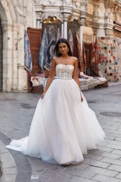 Damla Gown