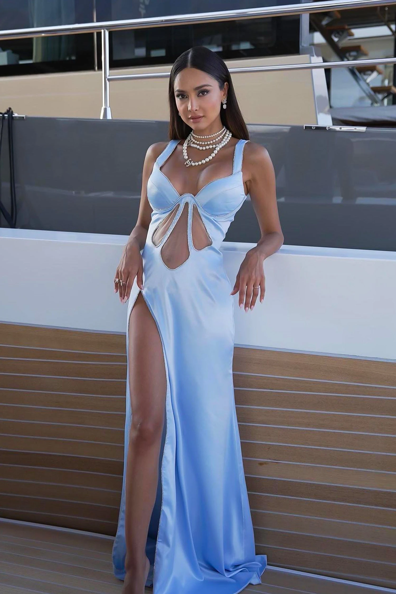 Sasha - Blue - Image 2